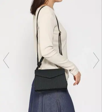 [ 새상품: 미사용 ] styiro/2way 노트 핸들 숄더백