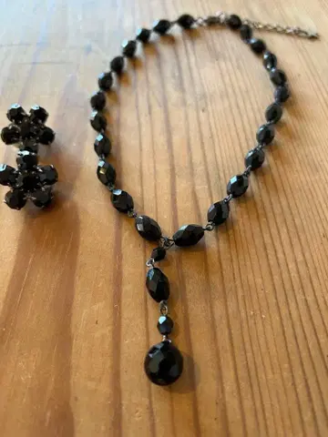 블랙 비즈 목걸이와 귀찌 세트