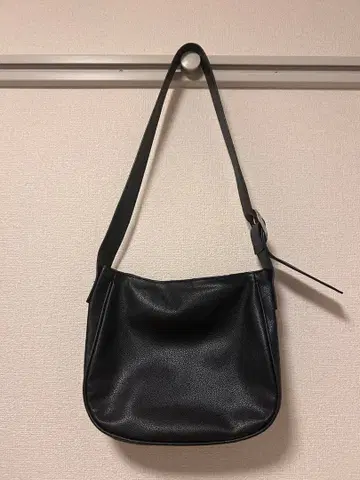 FREAKSSTORE 블랙 숄더백