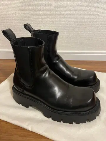 ZARA 청키 솔 첼시 부츠 41