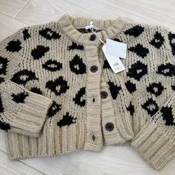 레오파드 무늬 크롭 가디건