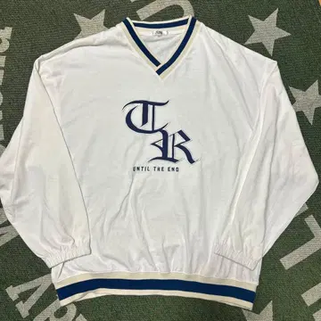 ATC V넥 트레이닝복 L 사이즈 화이트