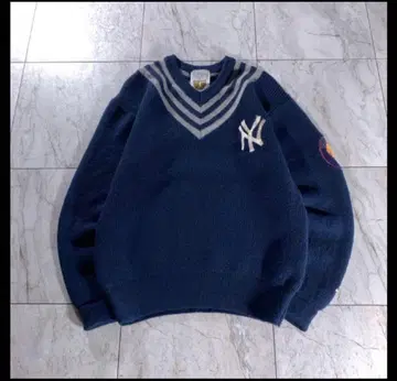 90s 00s STARTER MLB 양키스 짧은 기장 니트 네이비 자수