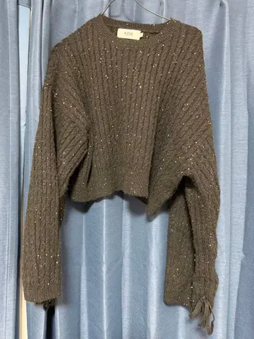 AZUL by MOUSSY 라메 믹스 크롭 니트