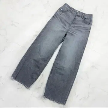 [ 새상품급 ] YANUK Lilith 24 와이드 스트레이트 컷오프