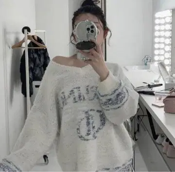 다리치 오프숄더 니트 스웨터