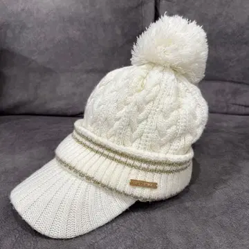 CALLAWAY 화이트 니트 캡 폼폼 포함