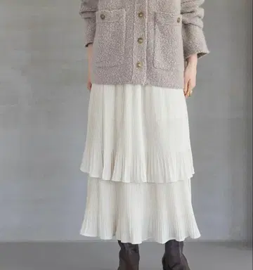 아파트 바이 호소 플리츠 캉캉 스커트