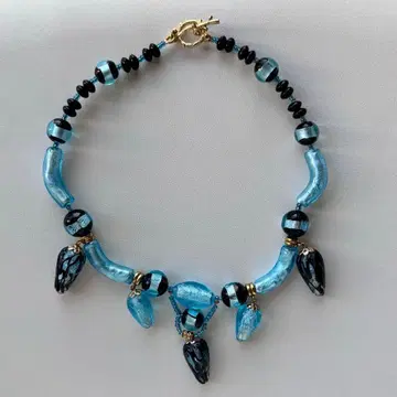 빈티지 체코 유리 비즈 목걸이 고급스럽고 화려한 단 하나뿐인 아이템