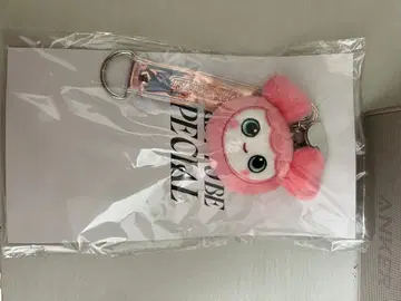 [라스트 1점] TWICE 모블리 스마트폰 참 스트랩