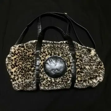 GLAD NEWS 레오파드 파 보스턴백