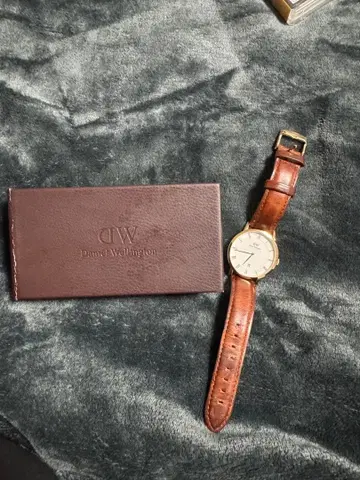 다니엘 웰링턴 손목시계
