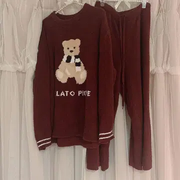 젤라또피케 파우더 모티브 자카드 풀오버 롱팬츠 베어