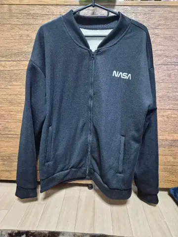 NASA 블랙 집업 트레이닝복