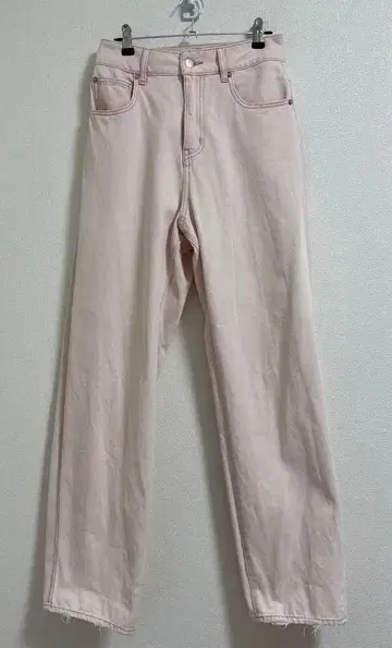 핑크 스트레이트 레그 데님