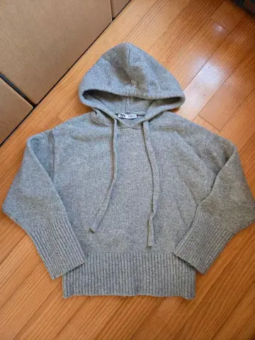 ZARA 그레이 후드 부착 스웨터 M