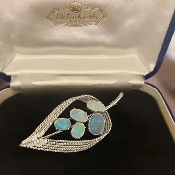 미츠코시 실버 오팔 리프 브로치