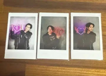 RESISTANCE 카메다 유신 폴라로이드