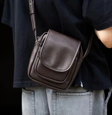 SINSS Mini shoulder bag 미니 숄더백 브라운