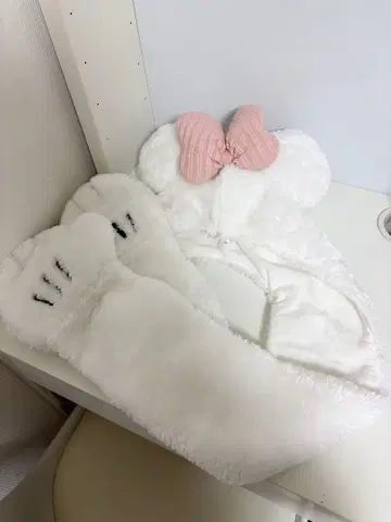 미니 마우스 머플러 팬캡 화이트