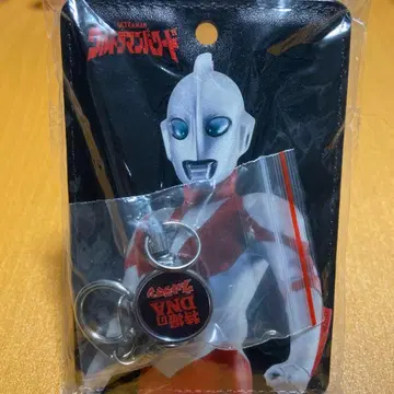 패스 케이스 울트라맨 파워드