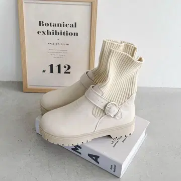 니트 도킹 벨트 삭스 부츠 Loueme 부츠