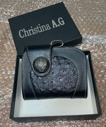 Christina A.G. 블랙 이단 접이식 지갑