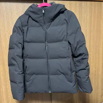 UNIQLO 심리스 다운 자켓 S 사이즈