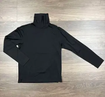 DESIGNWORKS 블랙 터틀넥 상의 46