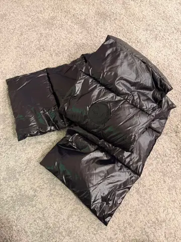 이탈리아 지속가능 브랜드 세이브 더 덕 블랙 머플러 블랙