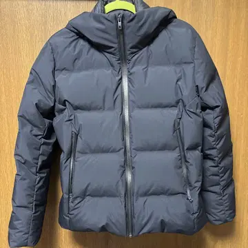 UNIQLO 다운 자켓 S 사이즈
