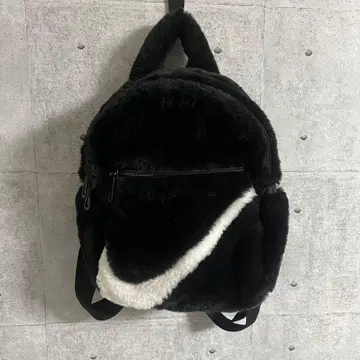 [ 인기 모델 ] 미사용품 NIKE 퍼 미니백 미니 백팩 블랙 블랙