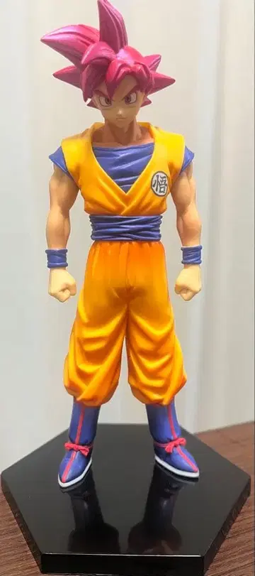 드래곤볼 손오공 슈퍼 사이어인 갓 피규어