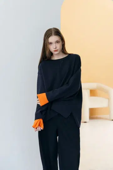 [ UNOF ] 투톤 레이어드 니트 탑