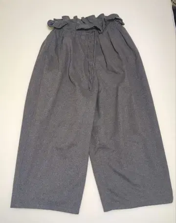 미즈이로 인드 그레이 와이드 팬츠