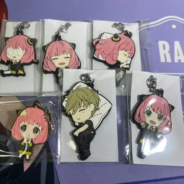 아냐 본드 아크릴 키링 6개 세트