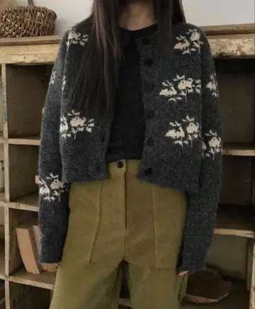 플라워 무늬 가디건 한국