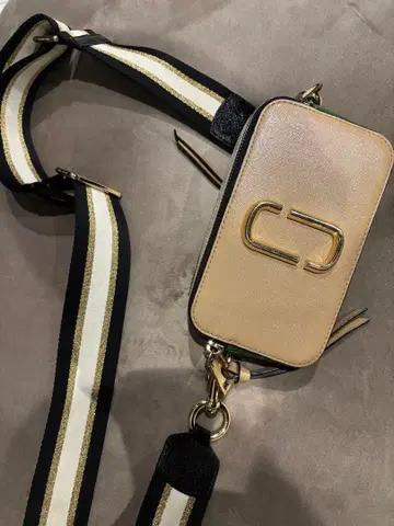 Marc Jacobs 마크제이콥스 숄더백 스냅샷