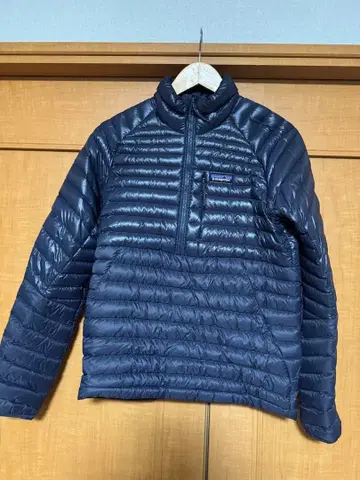 파타고니아 네이비 다운 자켓 하프 지퍼