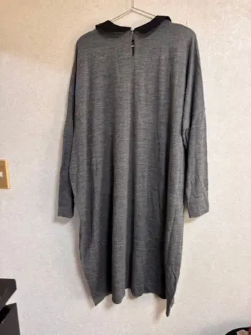 미즈이로 인드 라운드 칼라 원피스 둥근 카라 울 투톤 컬러