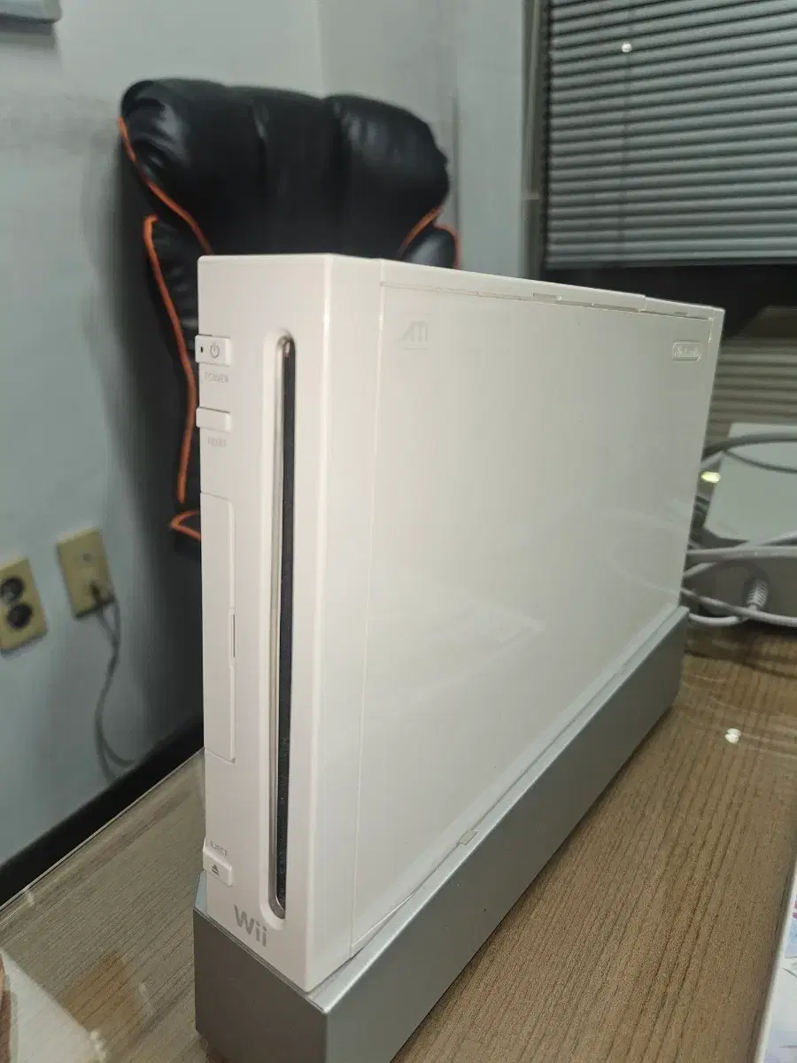 닌닌텐도위 | 브랜드 중고거래 플랫폼, 번개장터