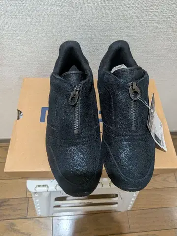 리복 클래식 블랙 스니커즈