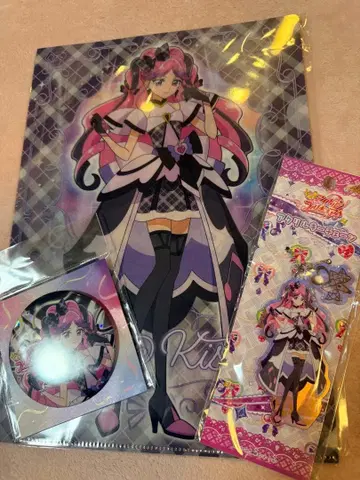 큐어즈 큔 큐어 키스 아크릴 키체인 프리티 스토어 한정판