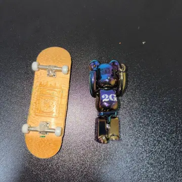 핑거보드 베어브릭 2G 레인보우 컬러 세트