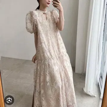 Acka 퍼피 오케이션 드레스 베이지