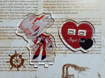 해즈빈 호텔 엔젤 미니 아크릴 스탠드