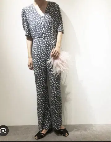 EDIT. FOR LULU 꽃무늬 올인원