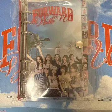 NiziU 시즌 그리팅 다이어리 스티커 포함 미개봉 새상품 2026