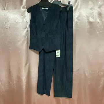 SNIDEL 네이비 스트라이프 셋업