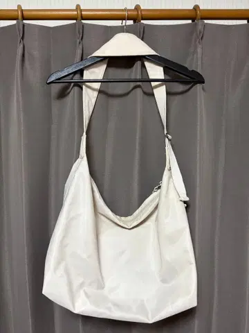 Vita Felice 나일론 숄더백 메신저 백